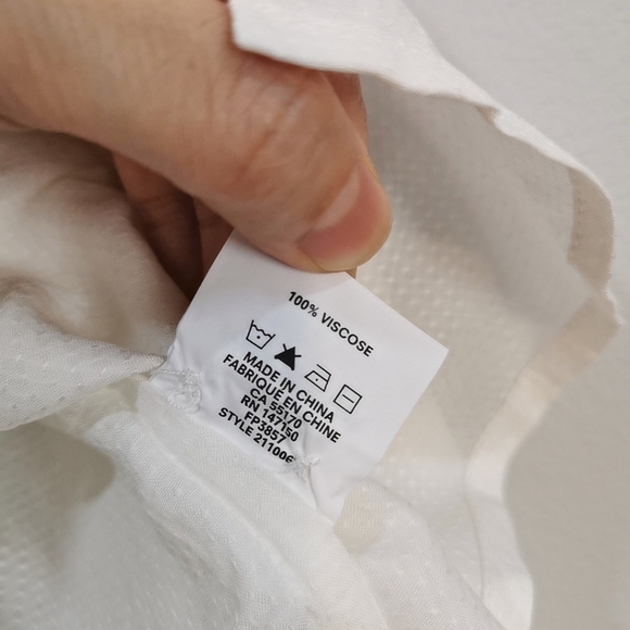 Frank and Oak Dobby Ruffle Blouses in white - Picture 10 of 10